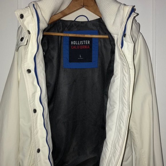 HOLLISTER WINTER JACKET - Picture 4 of 4